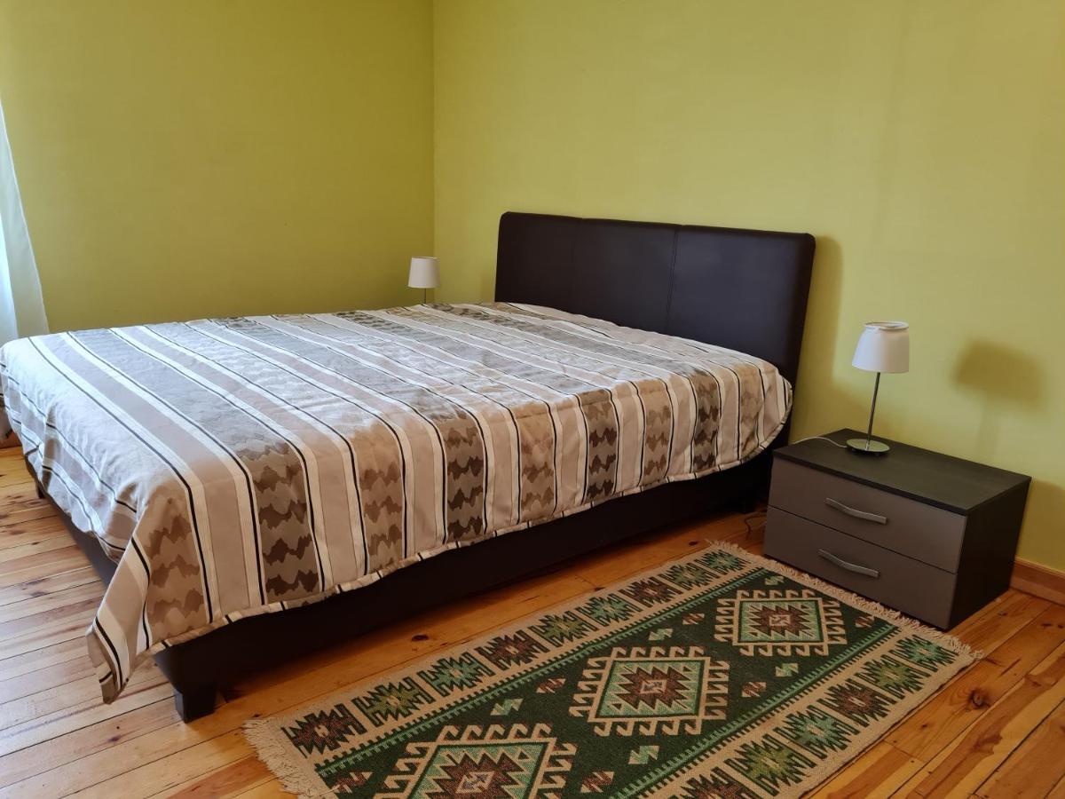 Anna Bella Apartman Gyula Zewnętrze zdjęcie